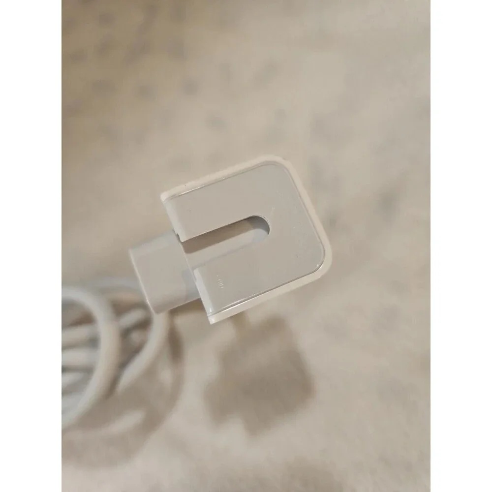 Apple 2.5A 125v Genuine Original Longwell E344534 6' AC Power Cord Cable